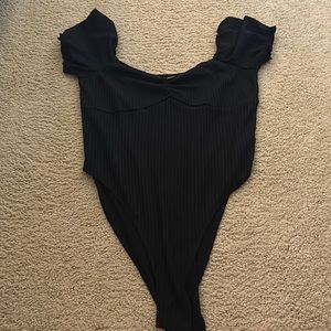 SHEIN Sweetheart Neck Ruched Front-Rib Bodysuit